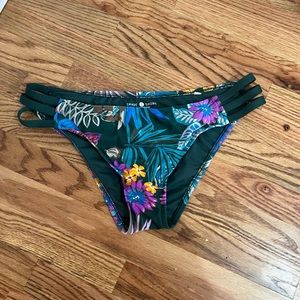 Women’s mid rise medium coverage bikini bottom shade and shore size large